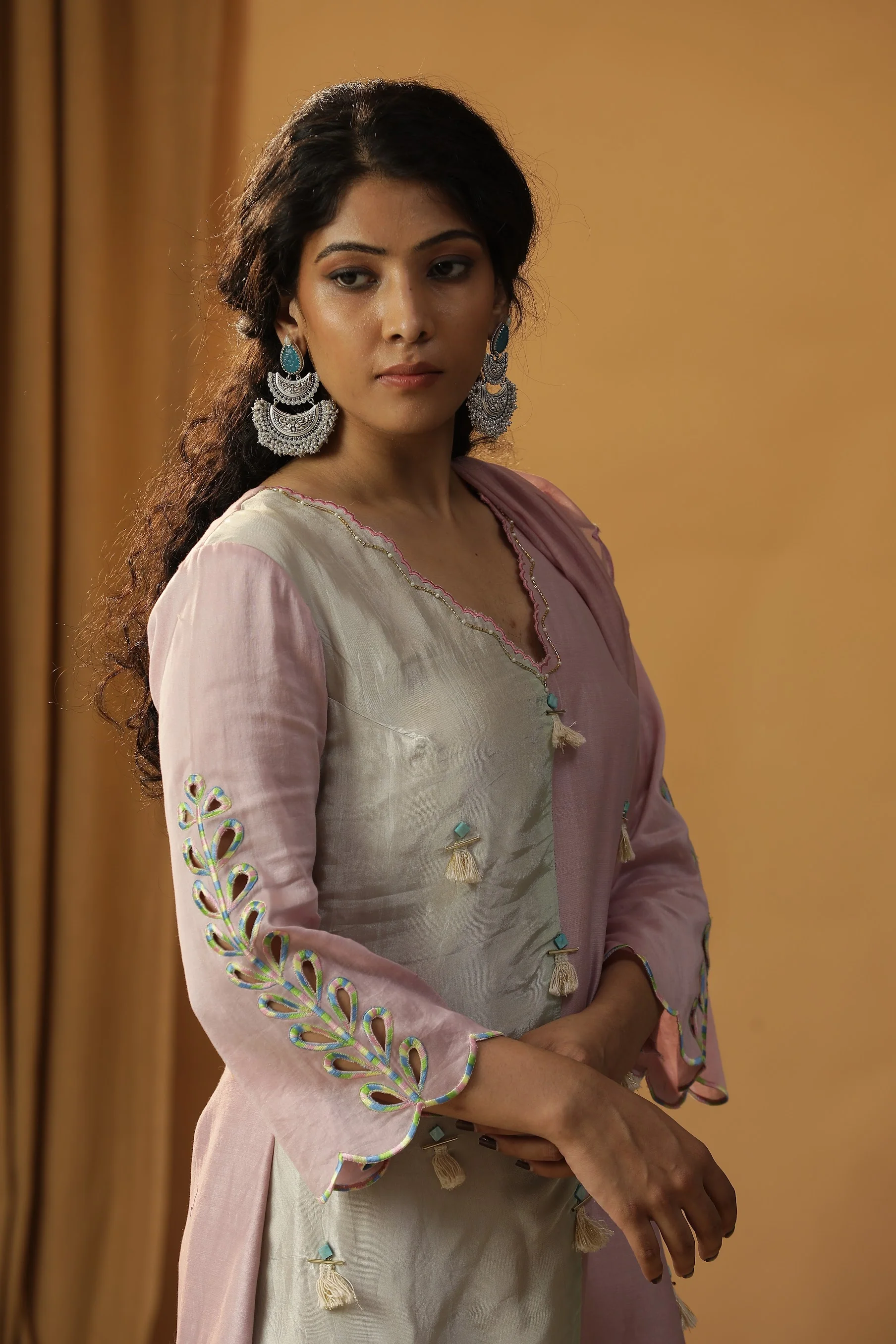 Baby pink chanderi silk suit set - Image 3