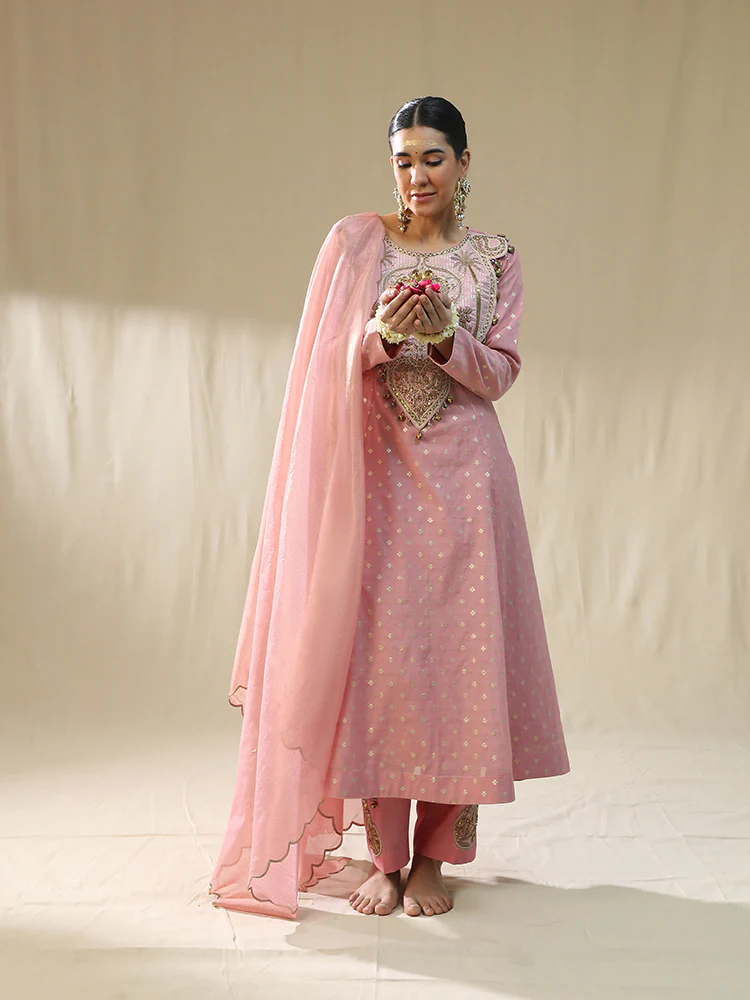 Baby pink kastoori self suit set - Image 6