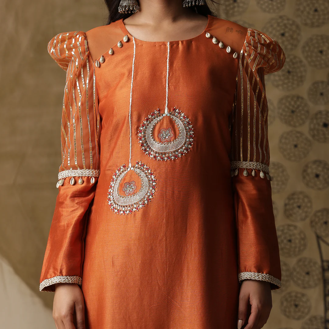 Burnt orange bali suit - Image 3