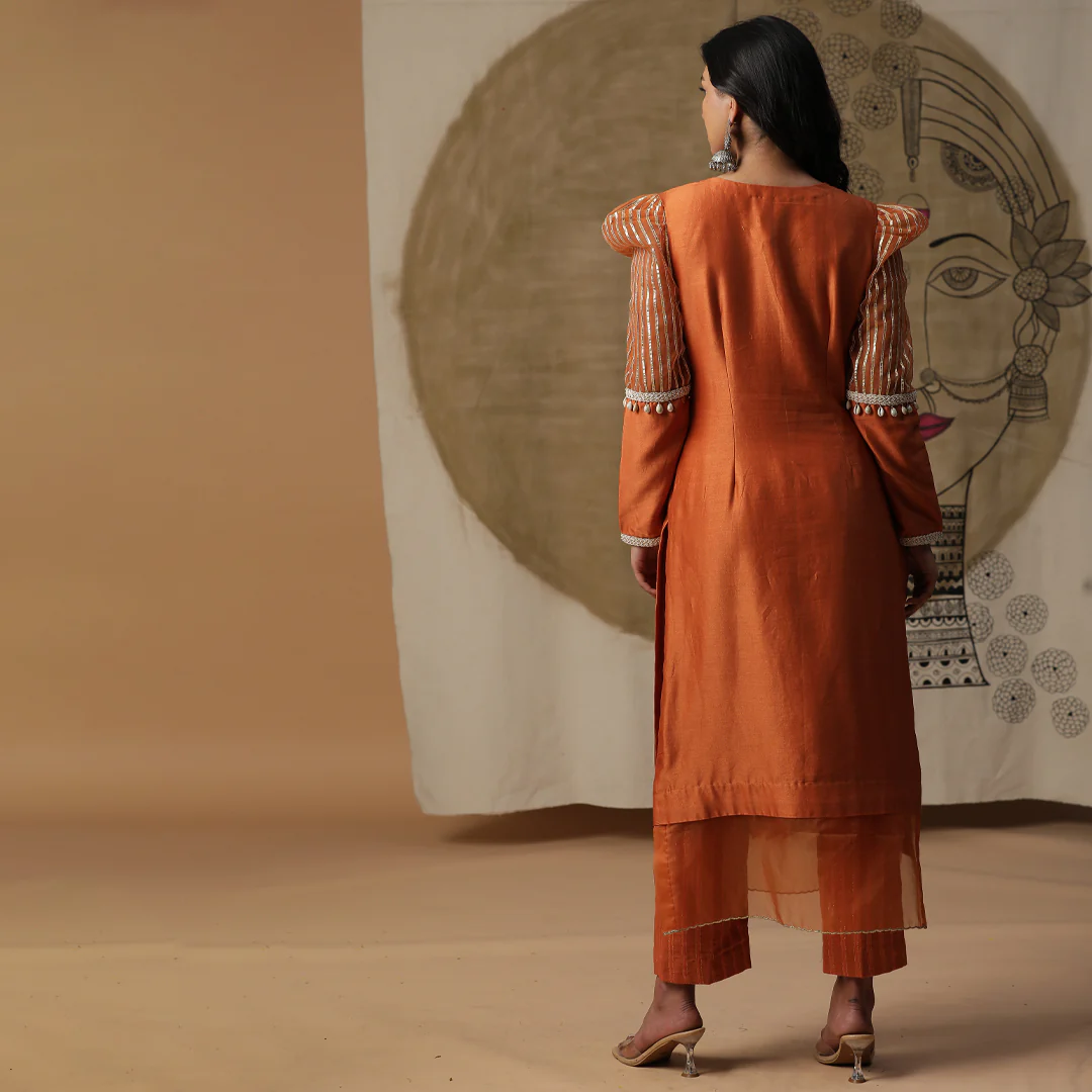 Burnt orange bali suit - Image 4