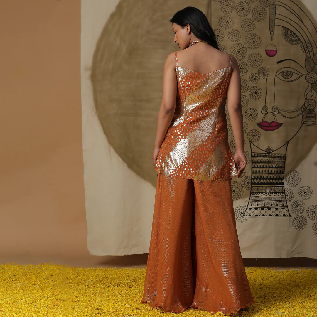 Burnt orange kurta cape set - Image 4