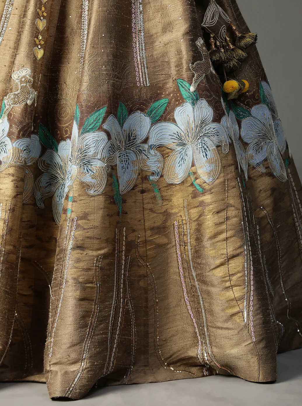 Gold Handpainted Lehnga Set - Image 3