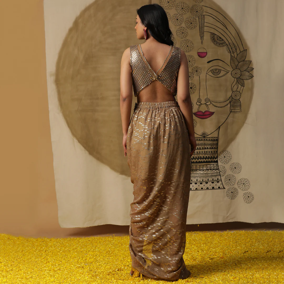 Bhoomi Trivedi golden dhoti set - Image 5