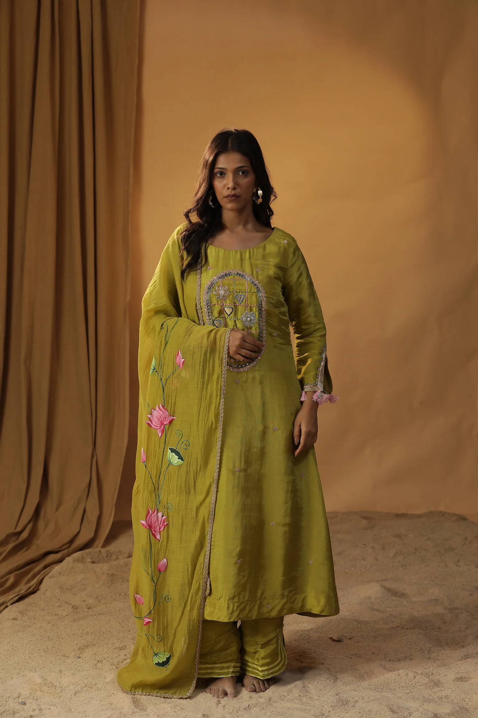 Herbal garden embroidered suit set - Image 3