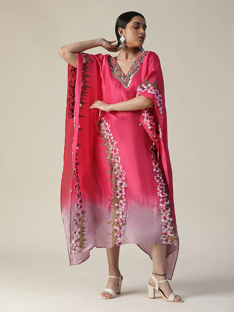 Hot pink hand painted kaftan - Image 2