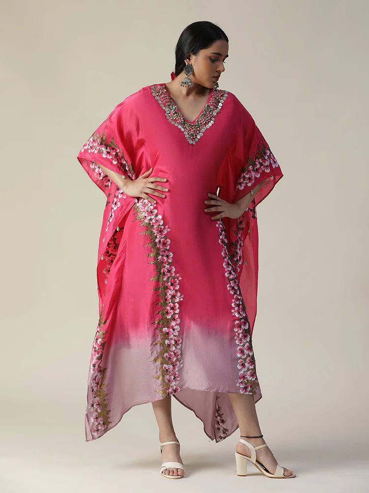 Hot pink hand painted kaftan - Image 3