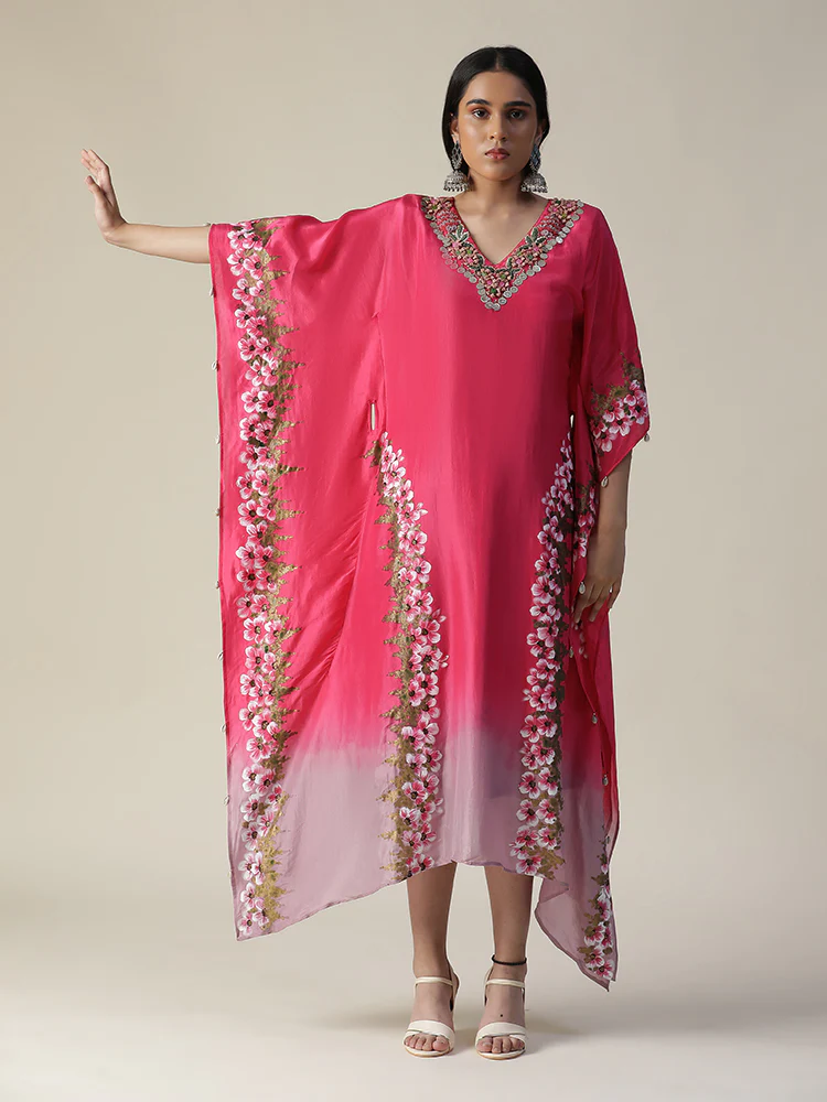 Hot pink hand painted kaftan - Image 4