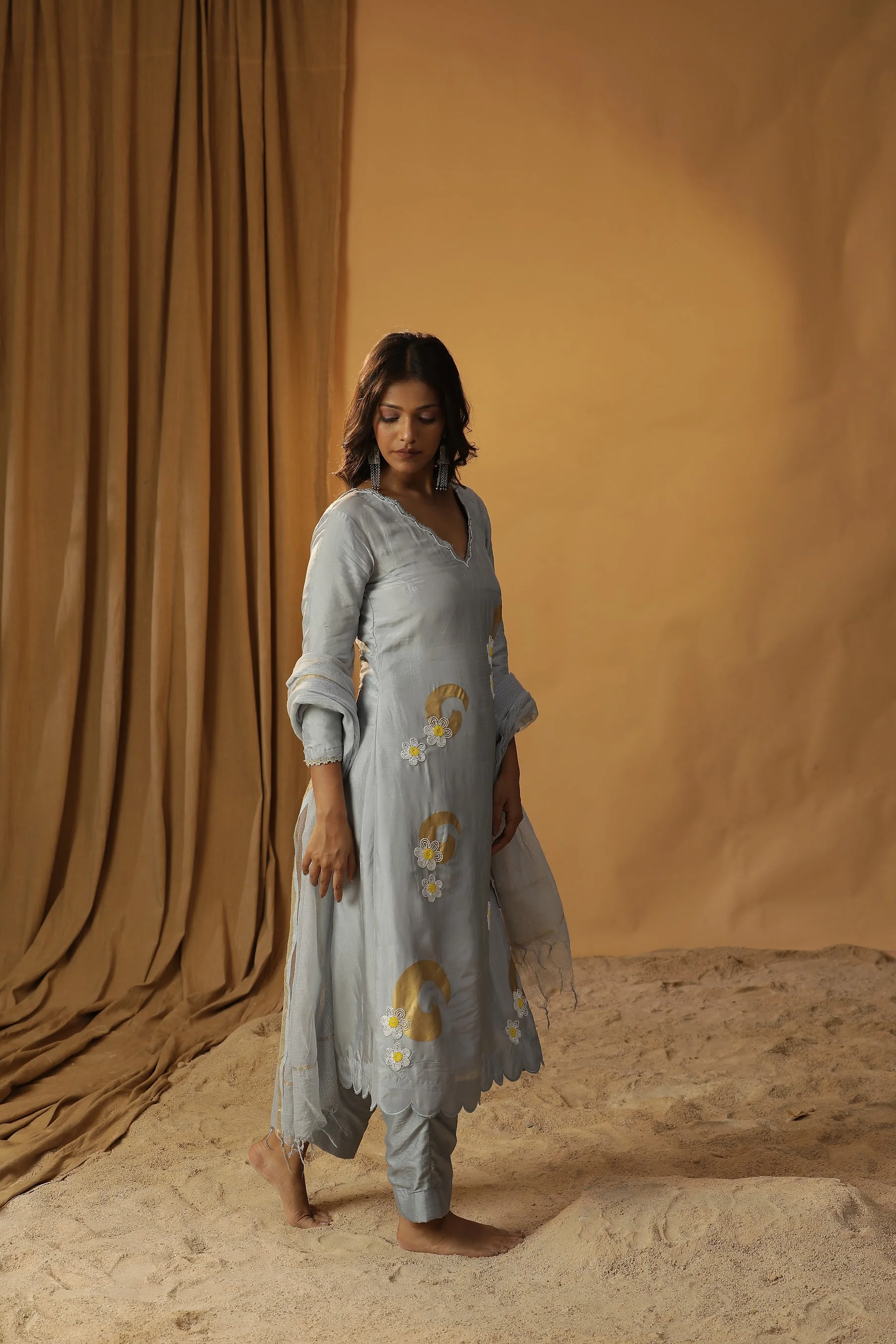 Ice blue foil painted suit set - Image 6