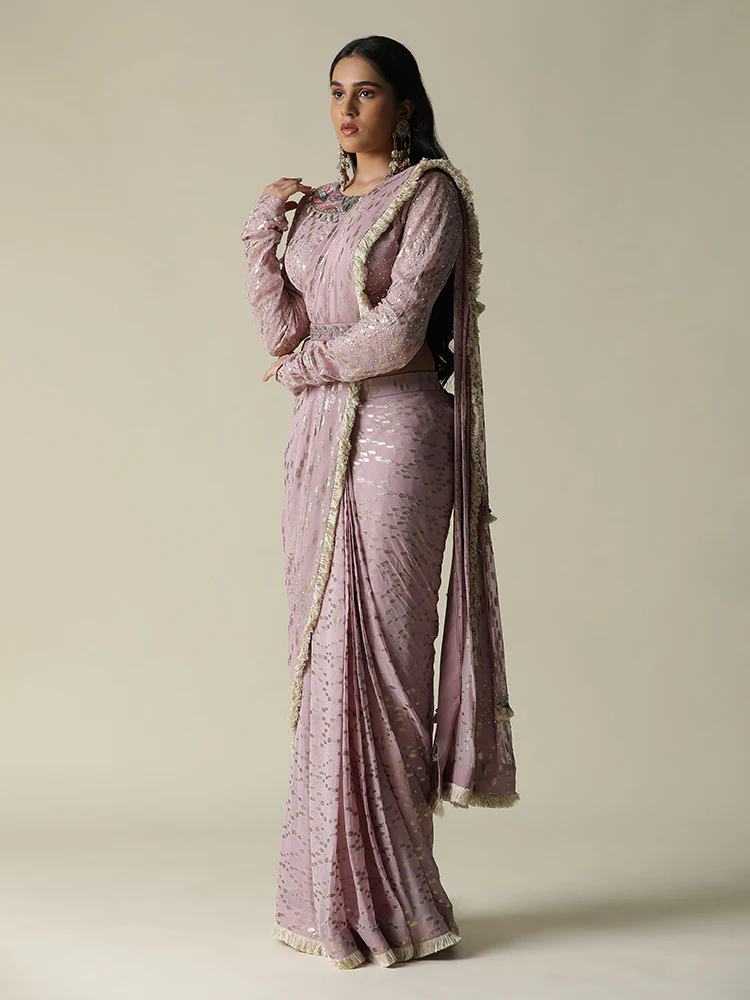 Lilac pre-draped georgette saree set - Image 8