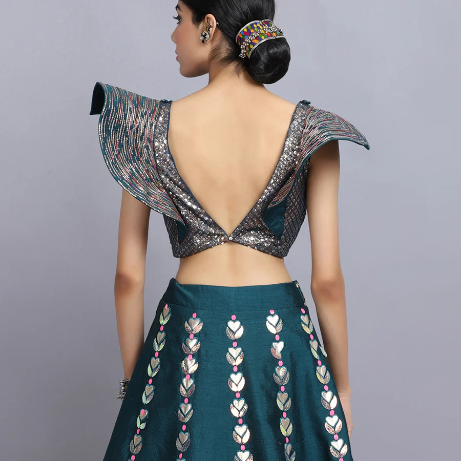 Kashmeera Shah in modern baraat handpainted lehenga set - Image 3