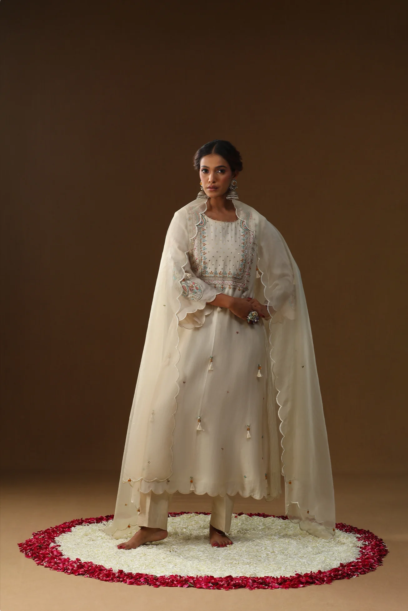 Off white square shape suit set - Image 6