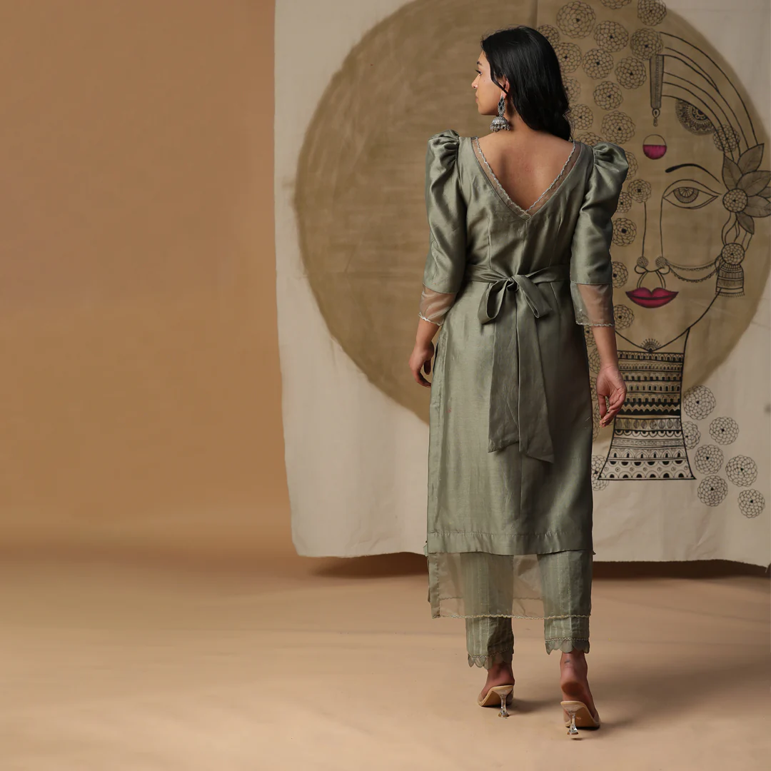 Olive green handpainted suit set - Image 4