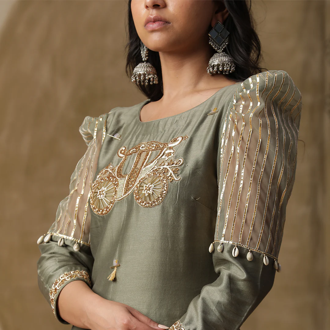 Olive green palki suit set - Image 3