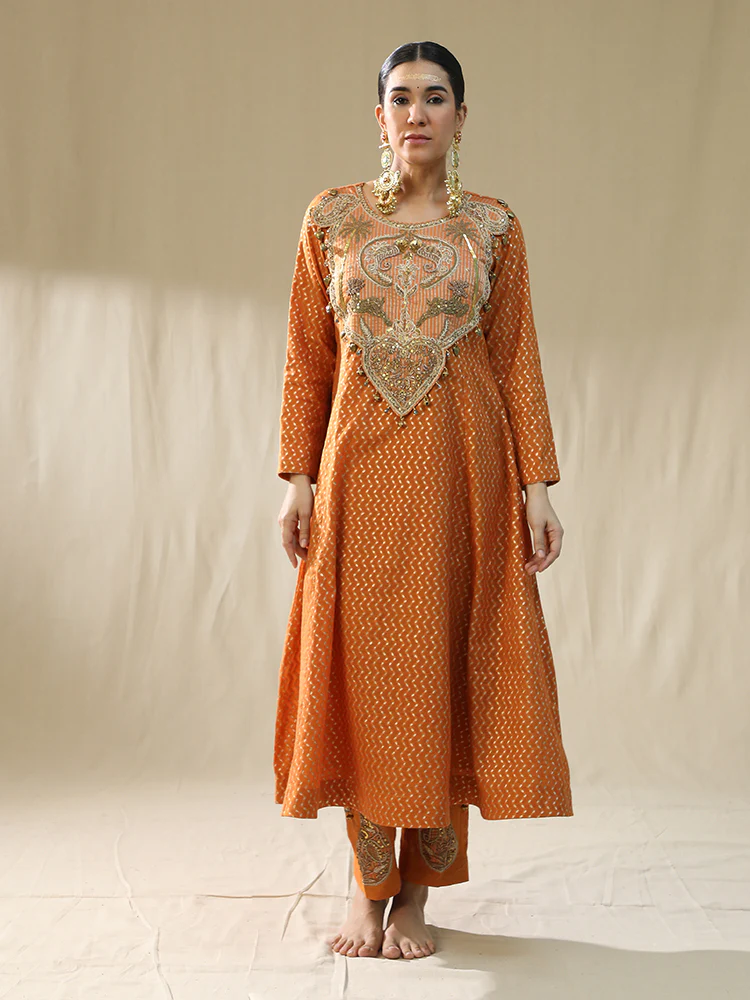 Orange self kastoori suit set - Image 5