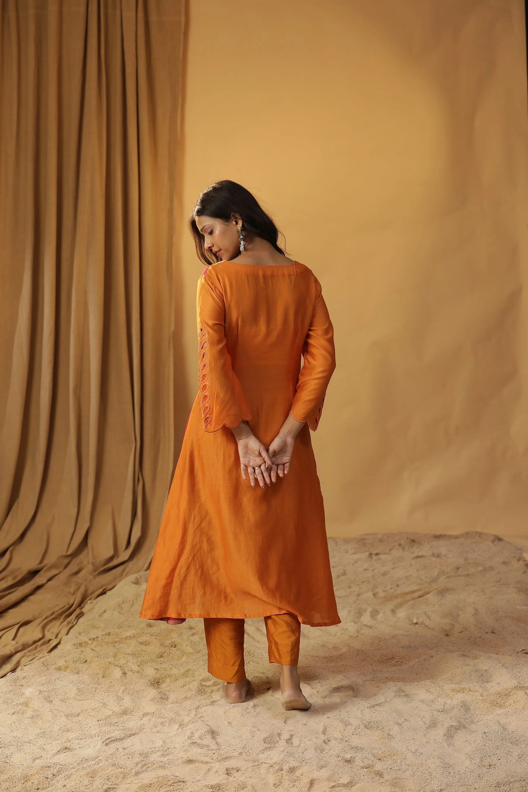 Half and half red orange handpainted suit set - Image 3