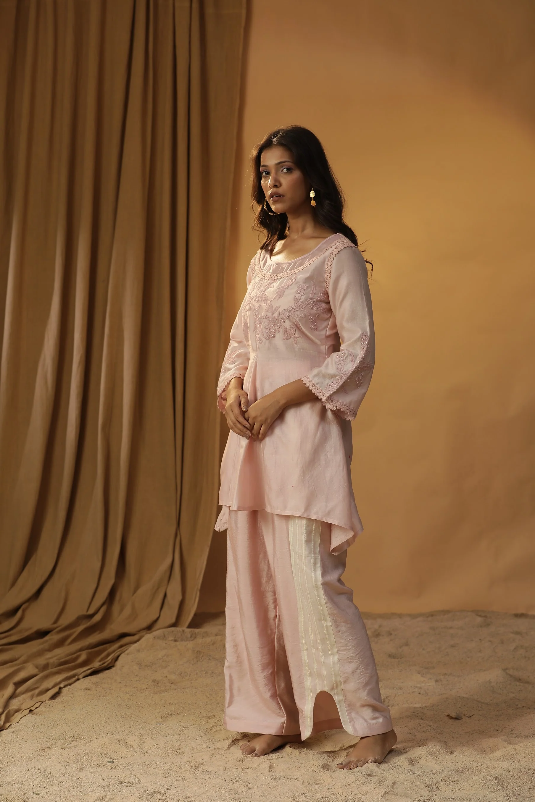 Pastel pink embroidered coord set - Image 3