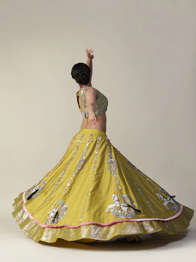 Pear yellow raw silk heavy embroidered lehenga set - Image 12