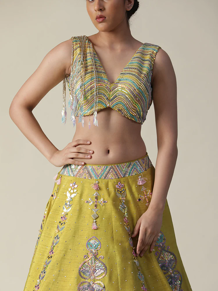 Pear yellow raw silk heavy embroidered lehenga set - Image 9