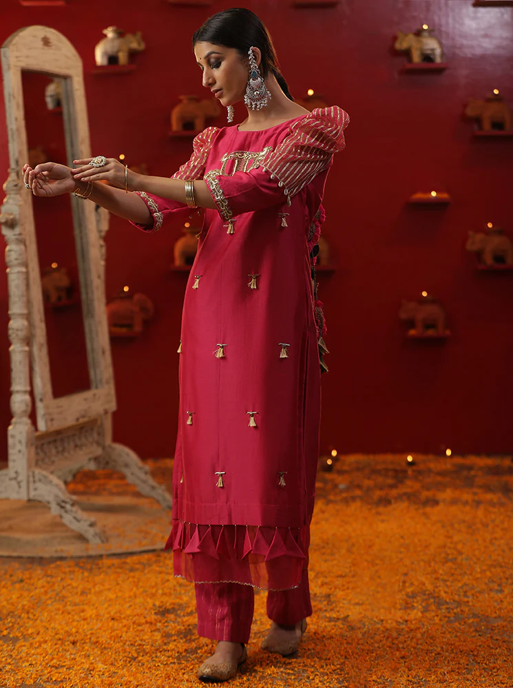 Pink baggi AS signature suit set - Image 4