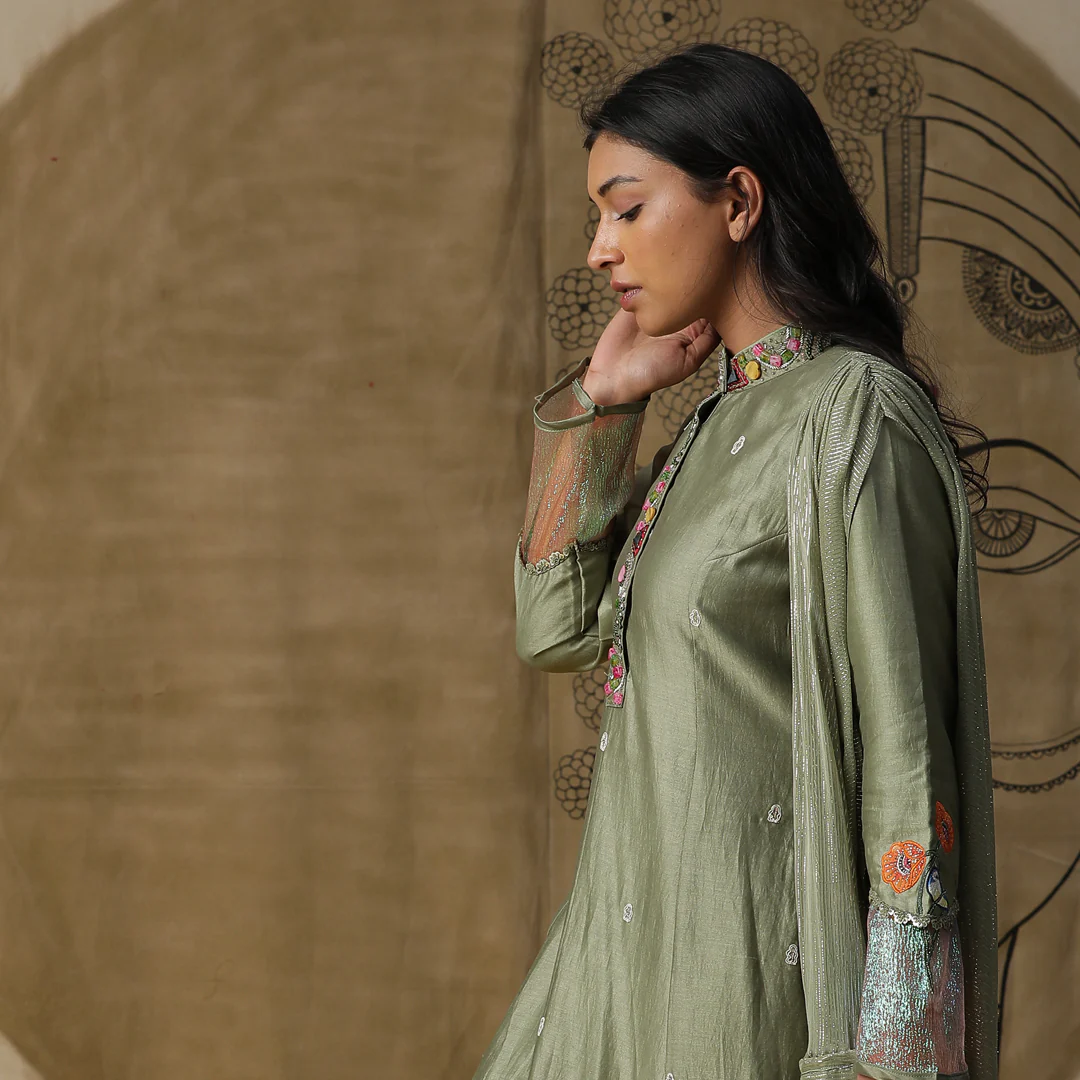 Pista Green Cowl Drape Set - Image 2