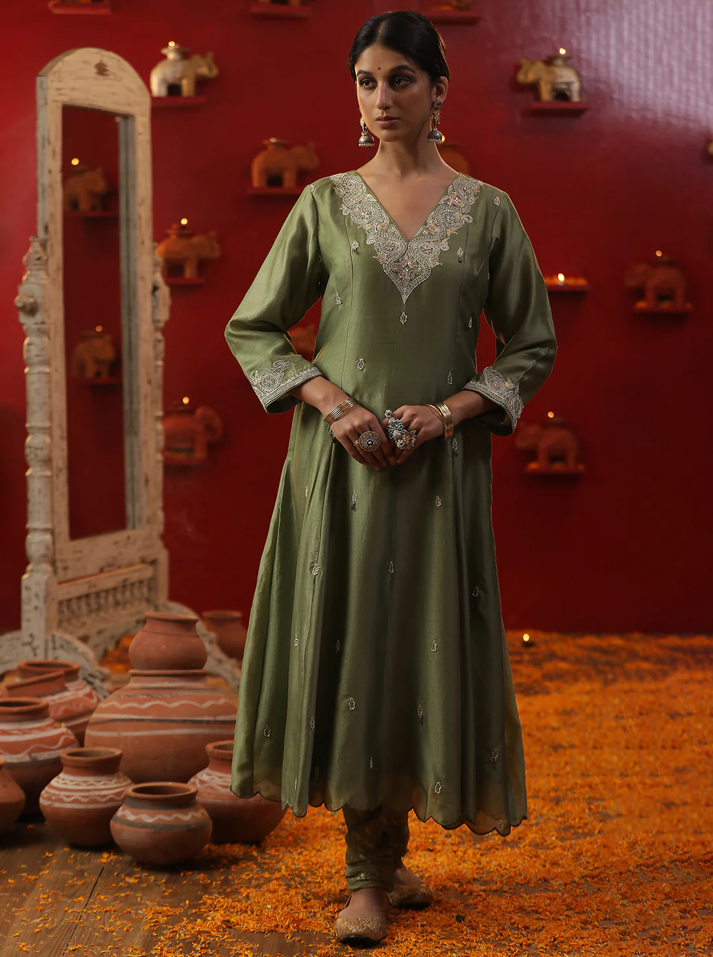 Pista green custom letter handpainted suit set - Image 3