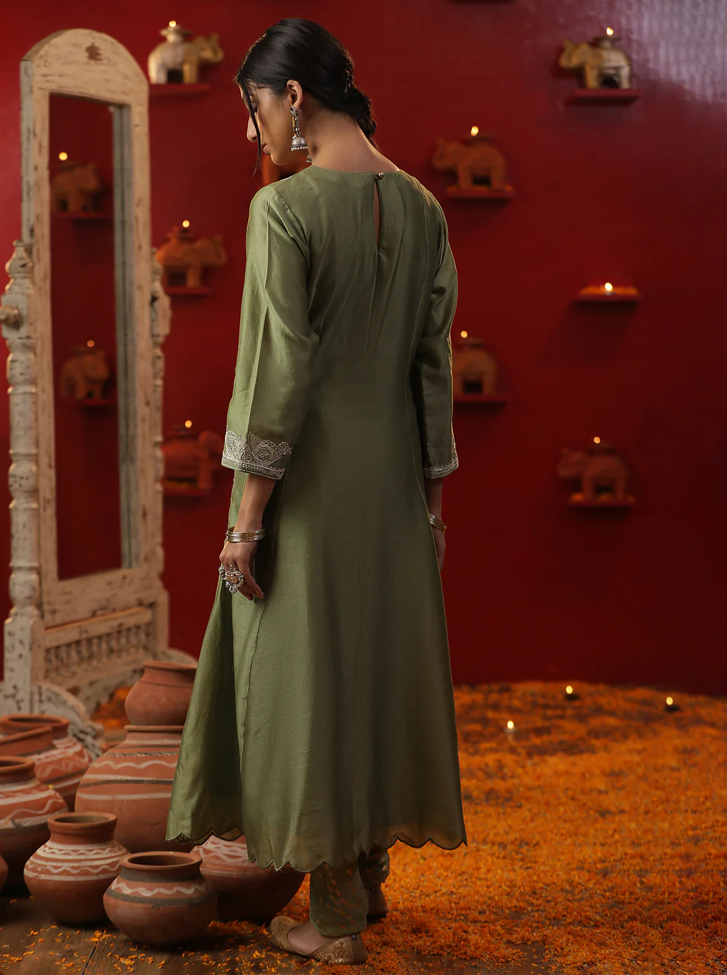 Pista green custom letter handpainted suit set - Image 5