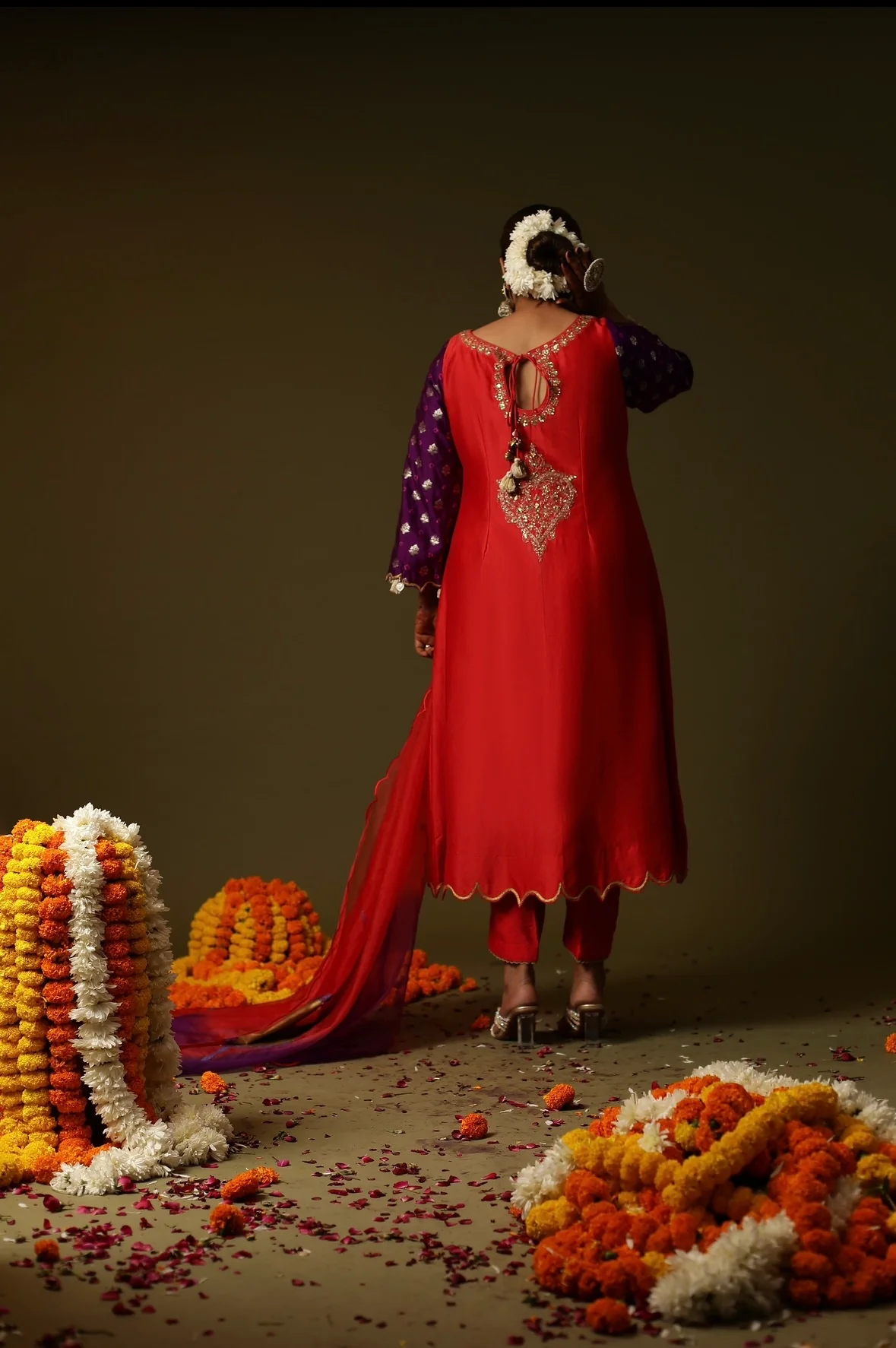 Red chanderi silk kurta set - Image 2