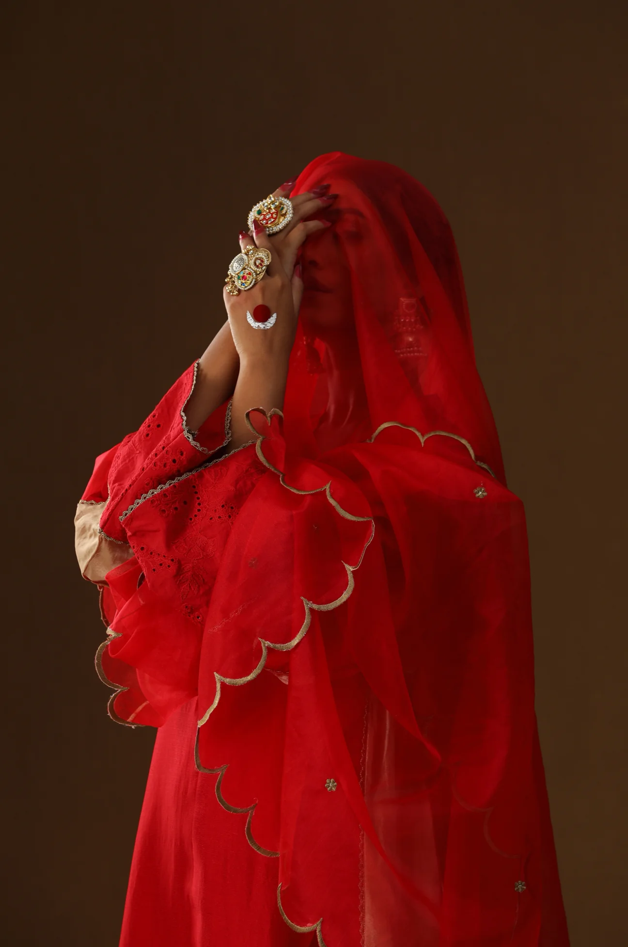 Red sakhi prem handpainted suit set - Image 7