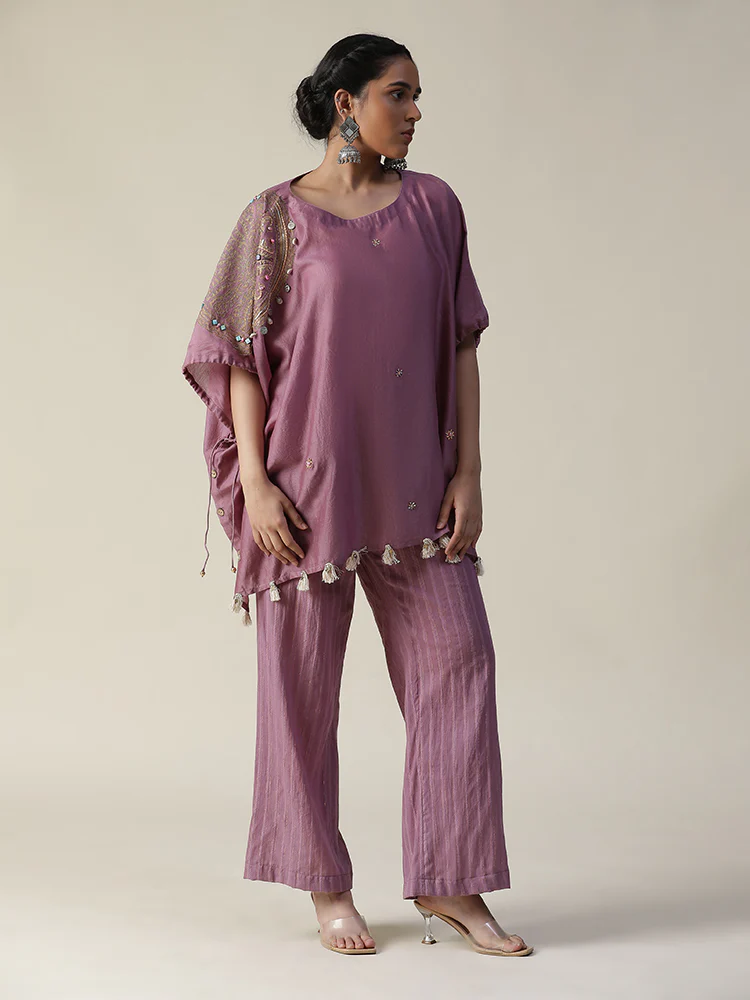Rosy mauve embroidered short kaftan coord set - Image 3