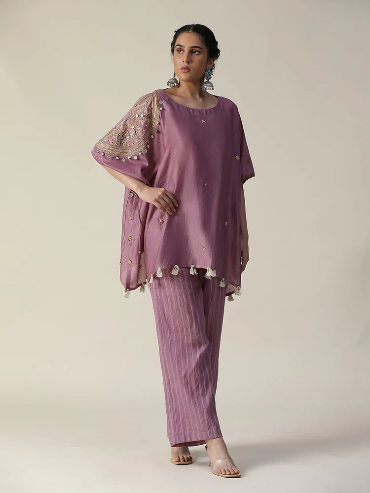 Rosy mauve embroidered short kaftan coord set - Image 6