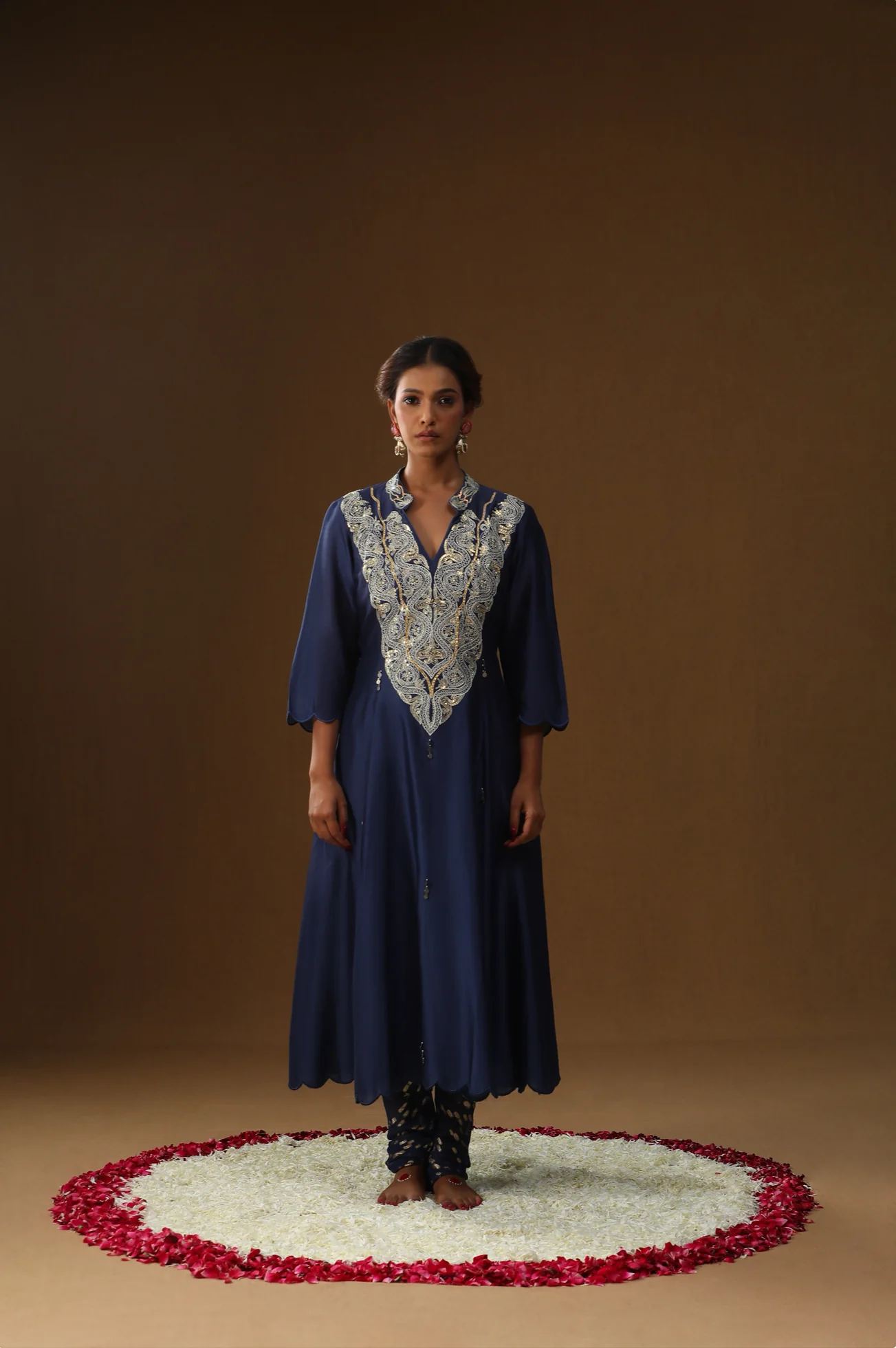 Royal blue shringaar ras suit set - Image 3