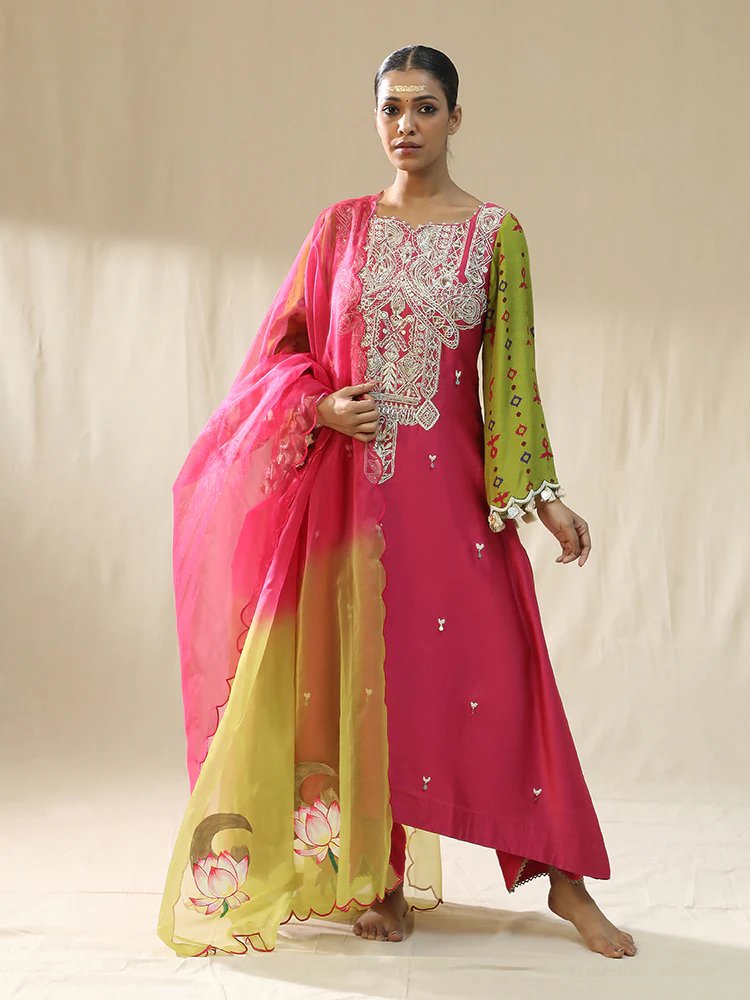 Pink ombre handpainted suit set - Image 3