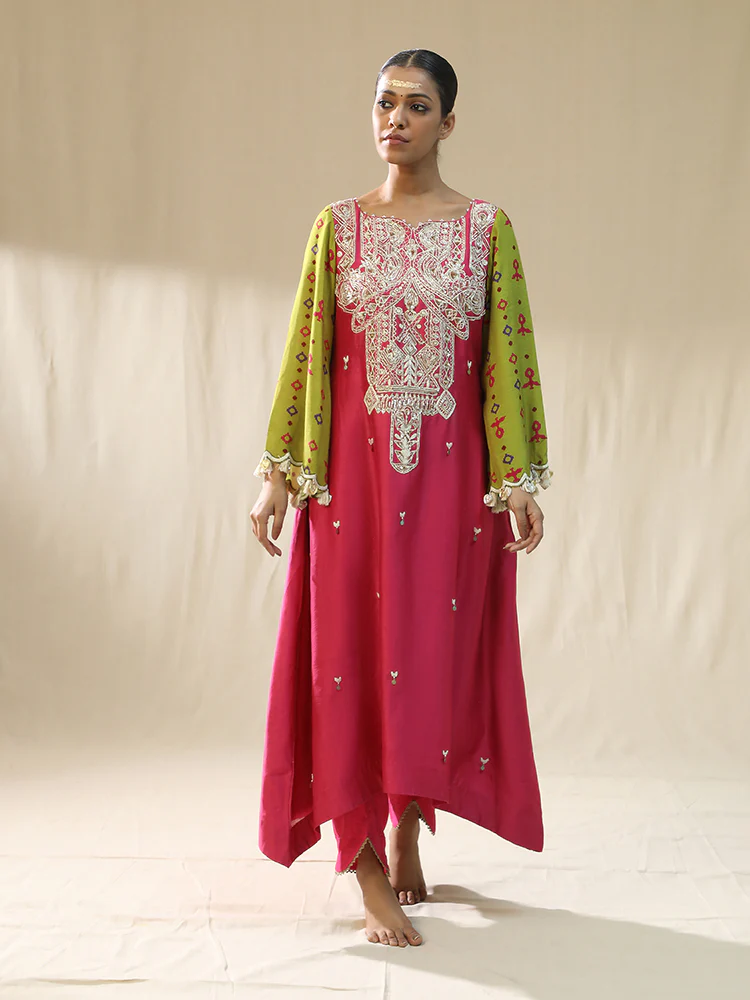 Pink ombre handpainted suit set - Image 5