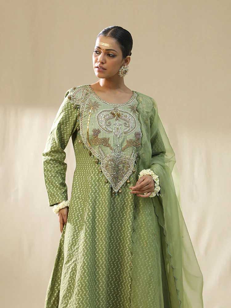 Pista green kastoori self suit set - Image 7