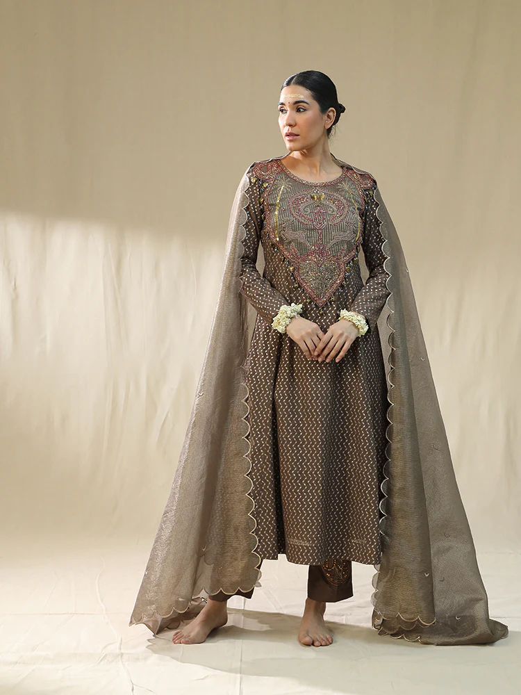 Mocha self kastoori suit set - Image 5