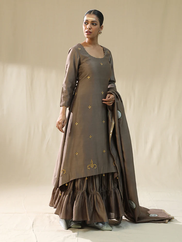 Mocha gotta patti suit set - Image 6
