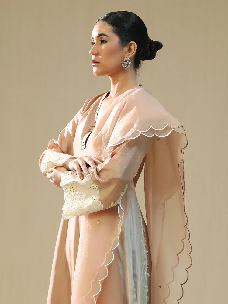 Rose gold handpainted suit set - Image 2