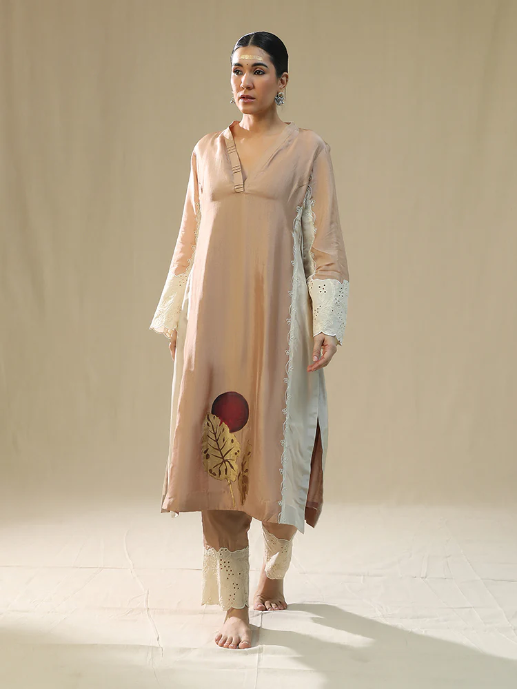Rose gold handpainted suit set - Image 5