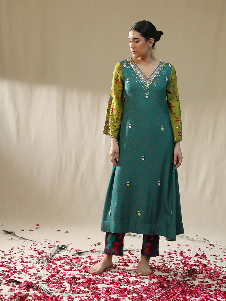 Emerald green A line suit set - Image 2