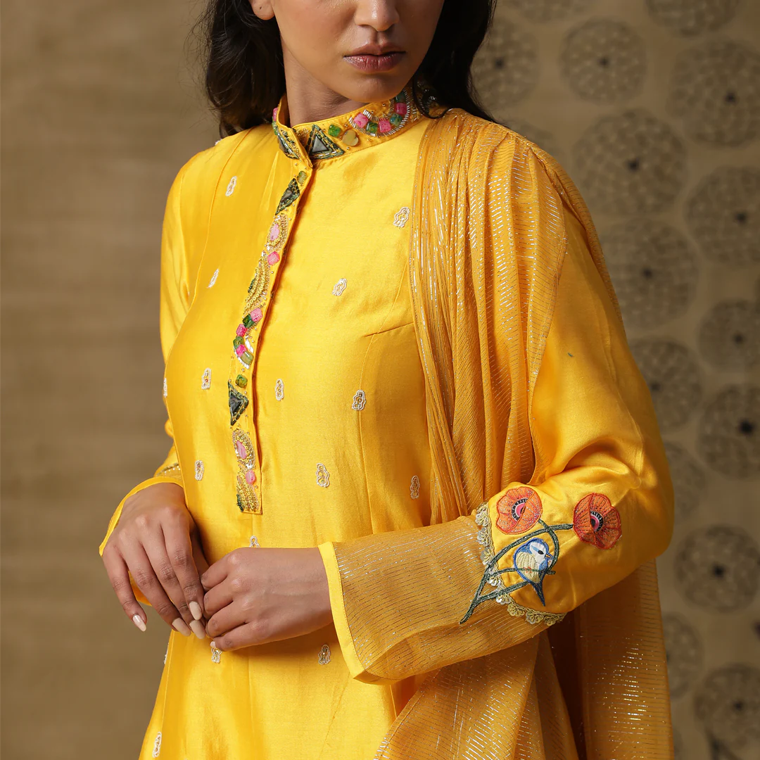 Yellow cowl drape set - Image 3