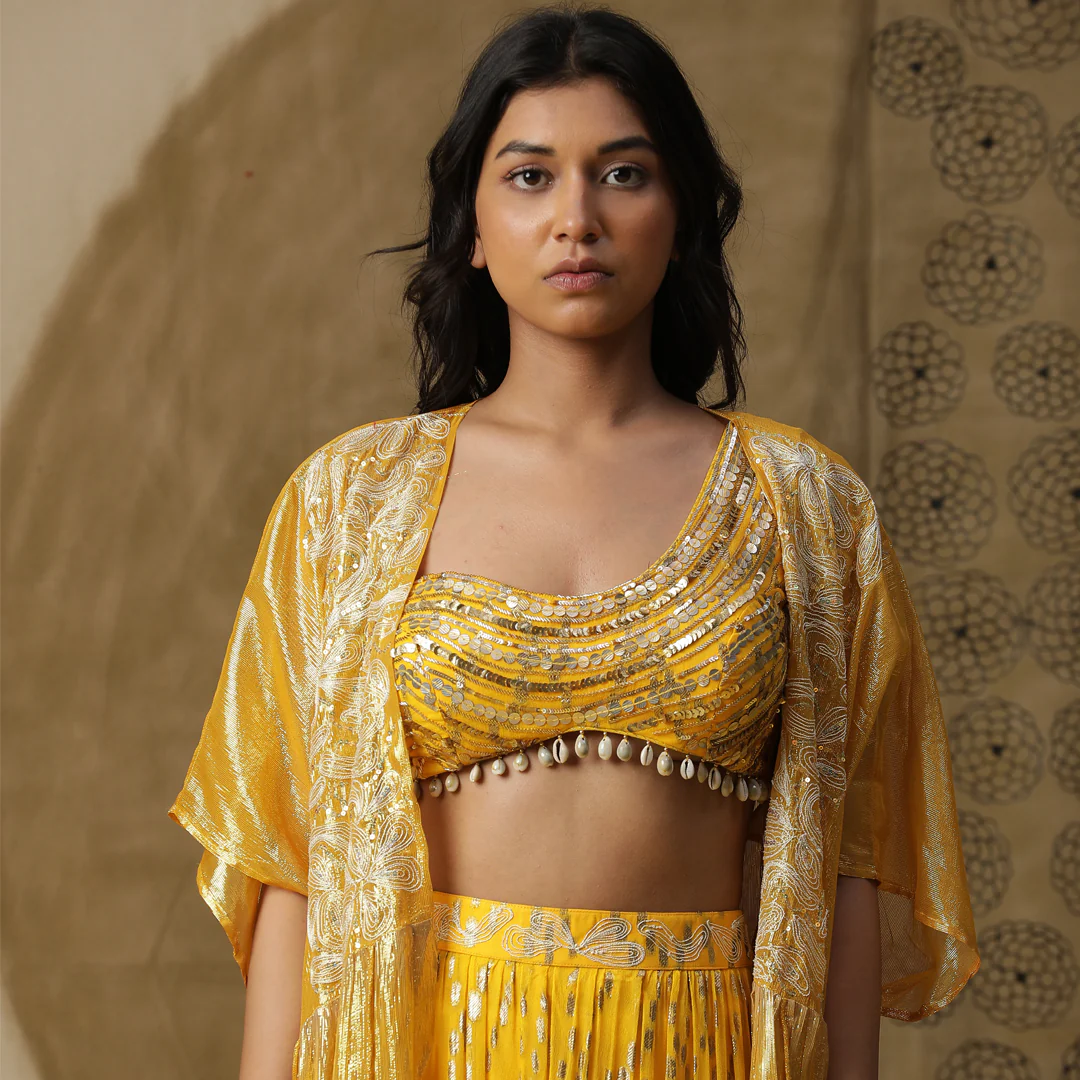 Yellow skirt set - Image 3